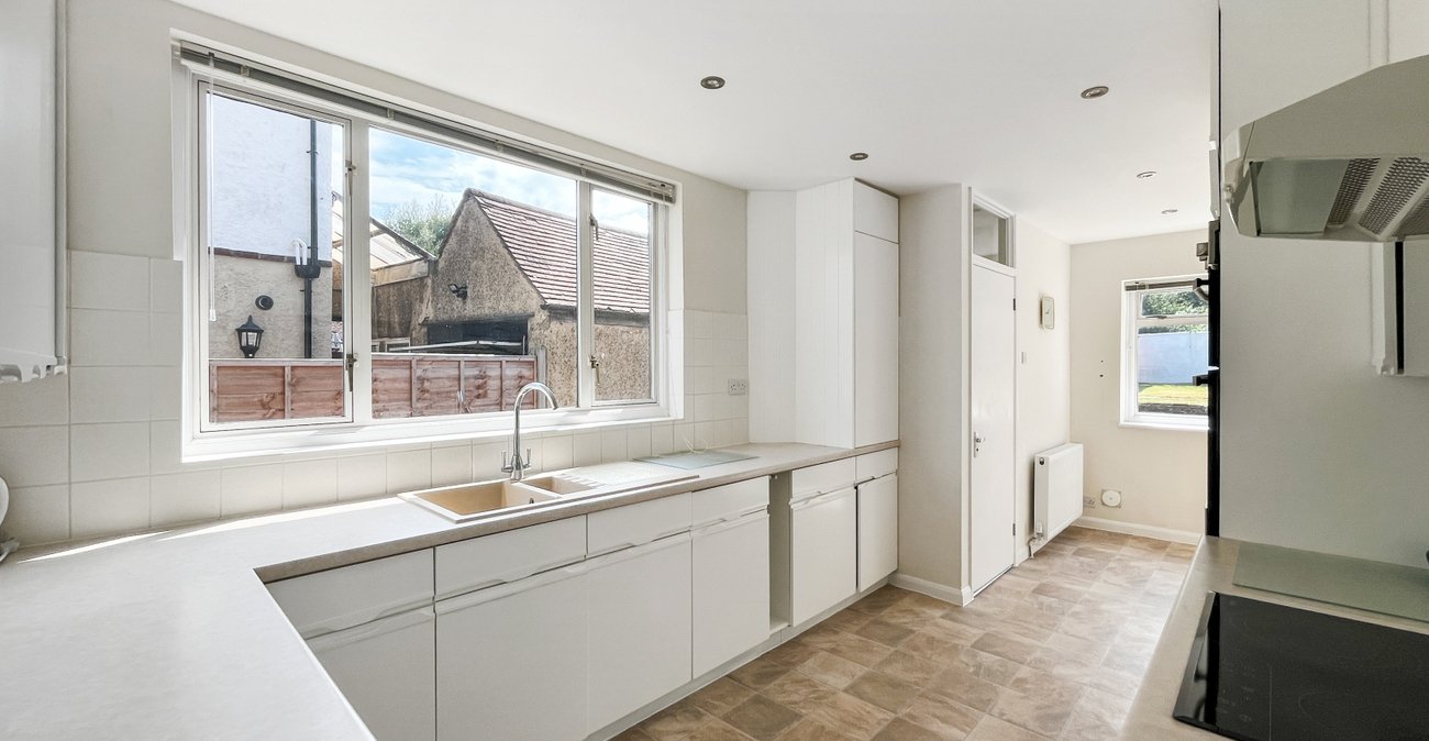 3 bedroom house for sale in Gillingham | Robinson Michael & Jackson