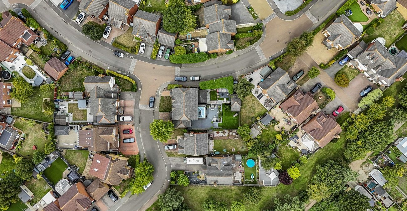 3 bedroom house for sale in Swanscombe | Robinson Jackson