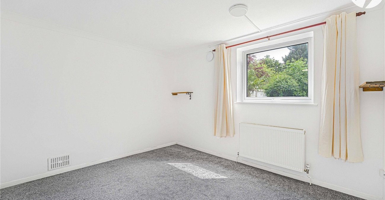 2 bedroom property for sale in South Darenth | Robinson Jackson
