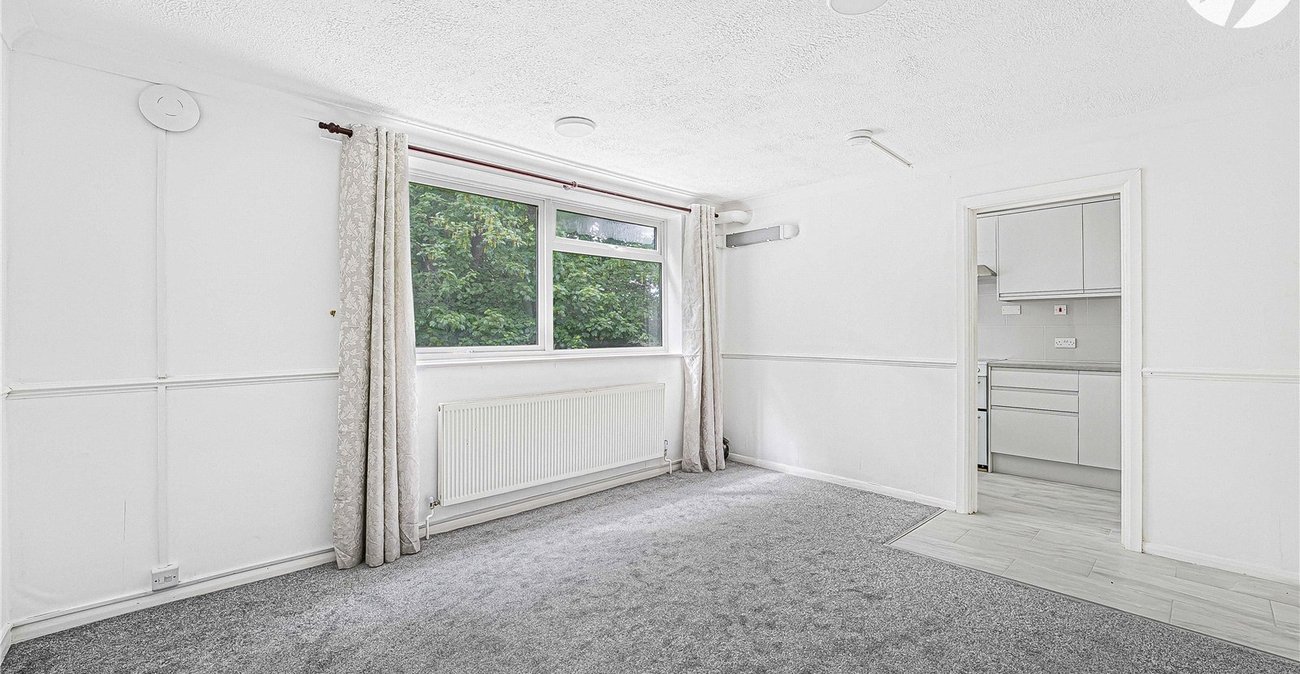 2 bedroom property for sale in South Darenth | Robinson Jackson