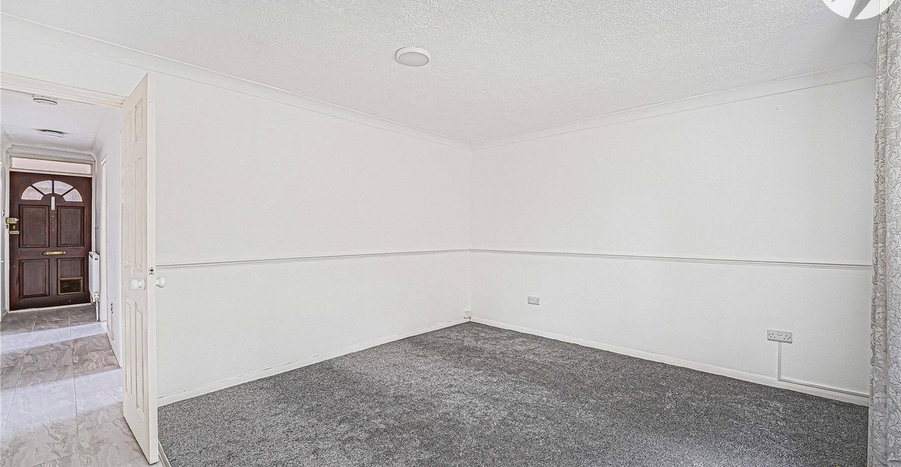 2 bedroom property for sale in South Darenth | Robinson Jackson