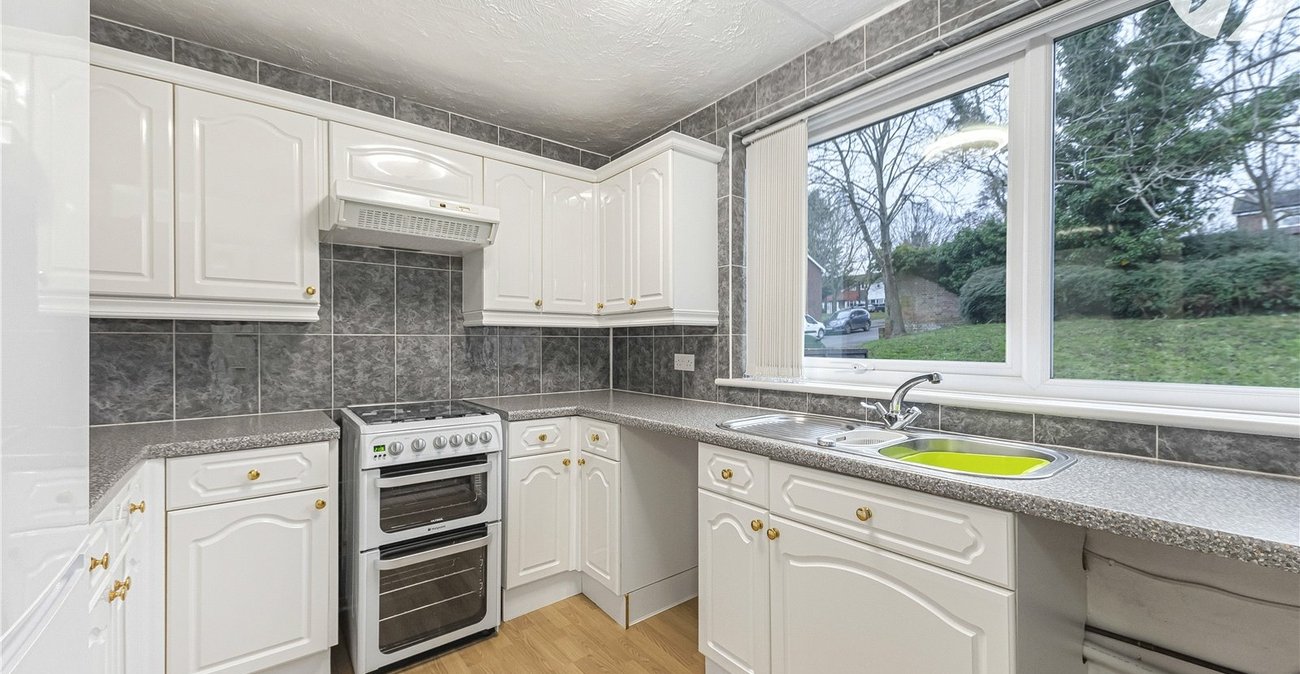 2 bedroom property for sale in South Darenth | Robinson Jackson