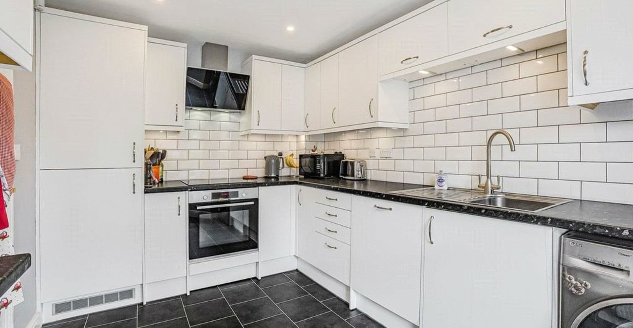 3 bedroom house for sale in Orpington | Robinson Jackson