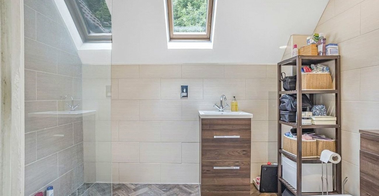 3 bedroom house for sale in Orpington | Robinson Jackson