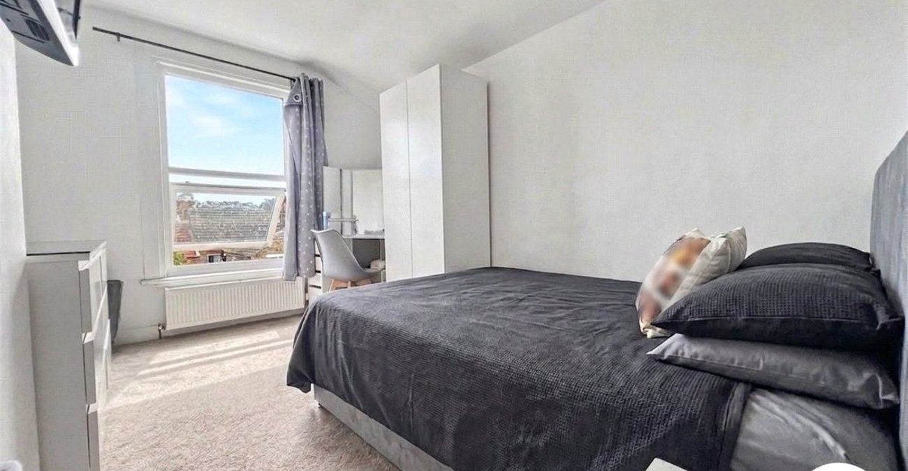 6 bedroom house for sale in Chatham | Robinson Michael & Jackson