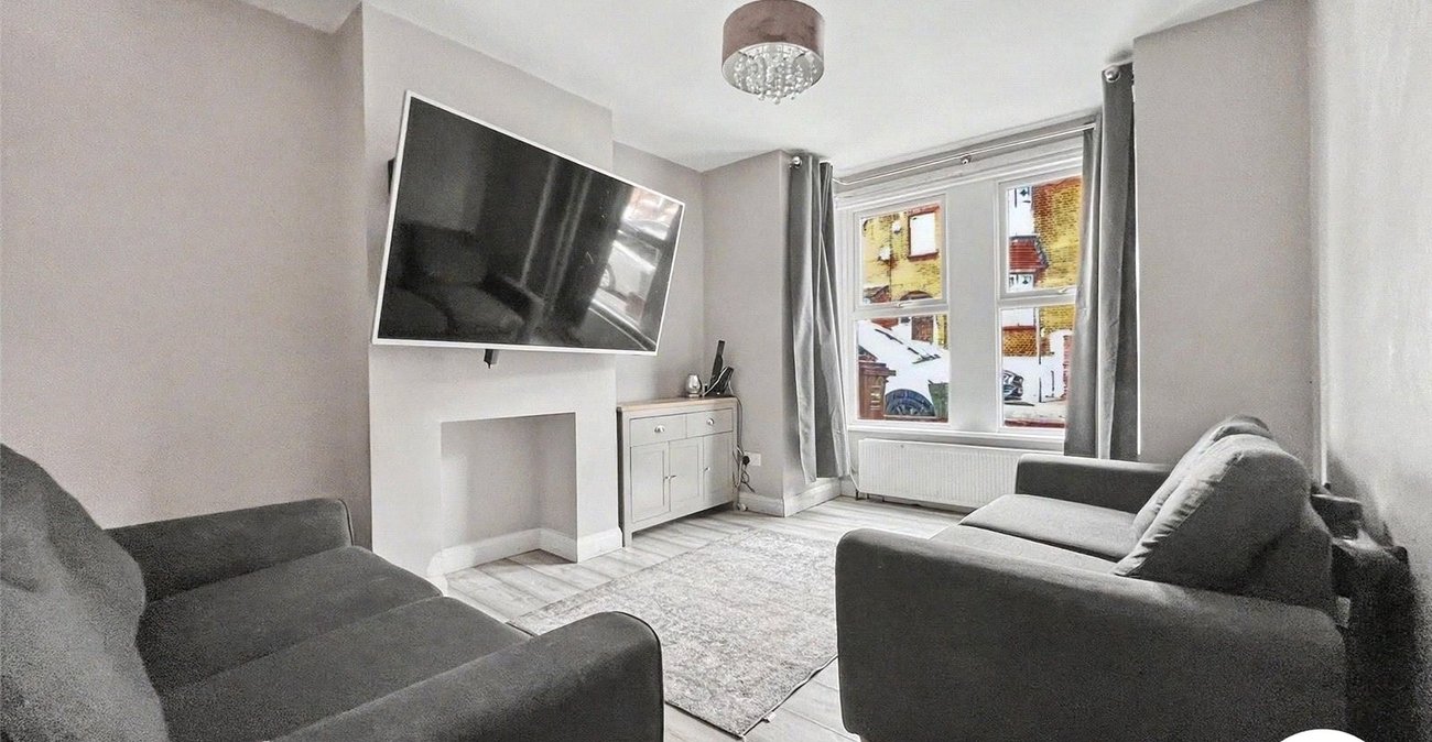 6 bedroom house for sale in Chatham | Robinson Michael & Jackson