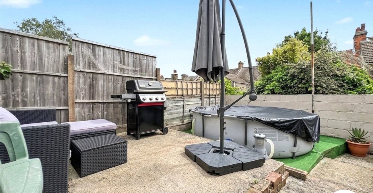 6 bedroom house for sale in Chatham | Robinson Michael & Jackson