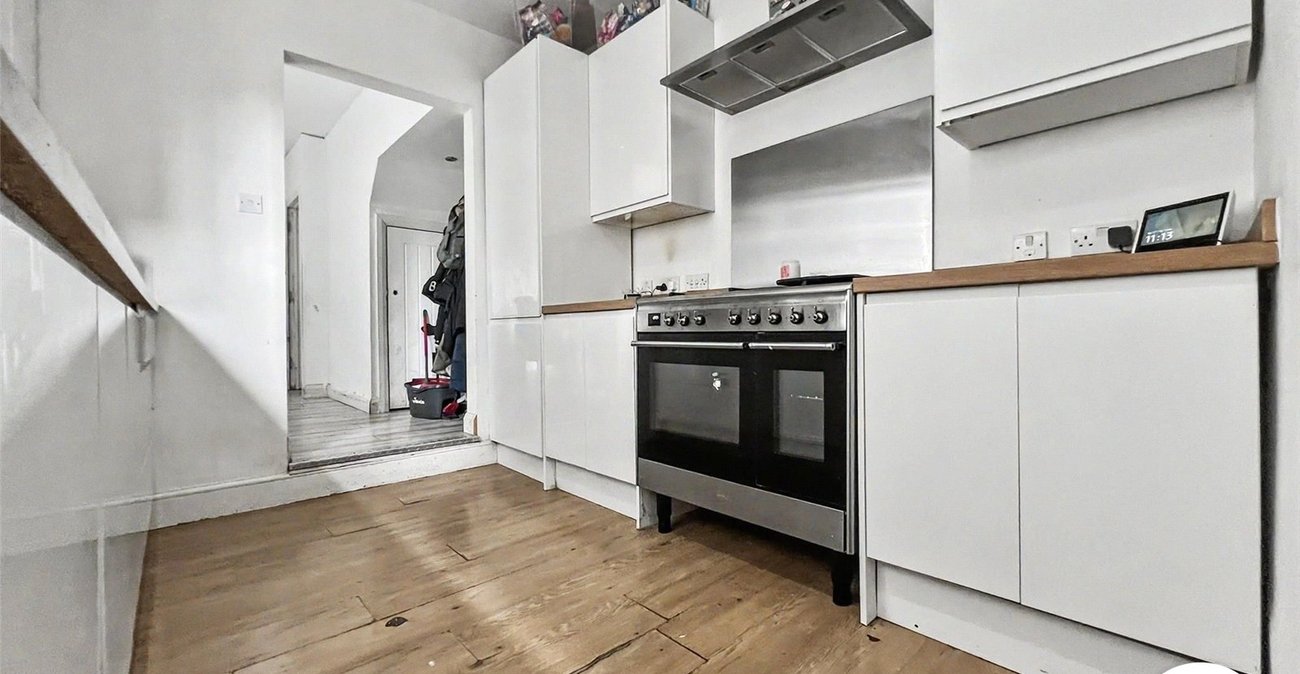 6 bedroom house for sale in Chatham | Robinson Michael & Jackson