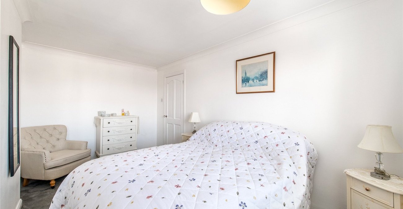 3 bedroom house for sale in Northfleet | Robinson Michael & Jackson