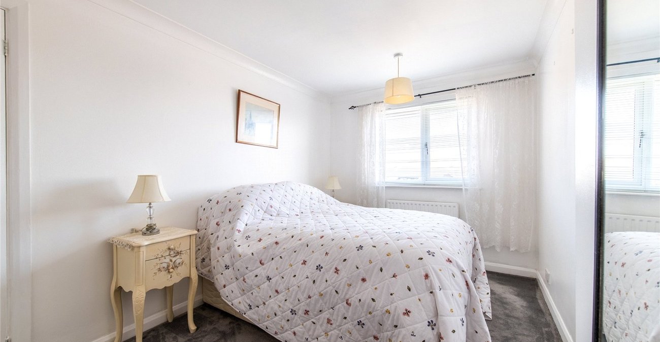 3 bedroom house for sale in Northfleet | Robinson Michael & Jackson