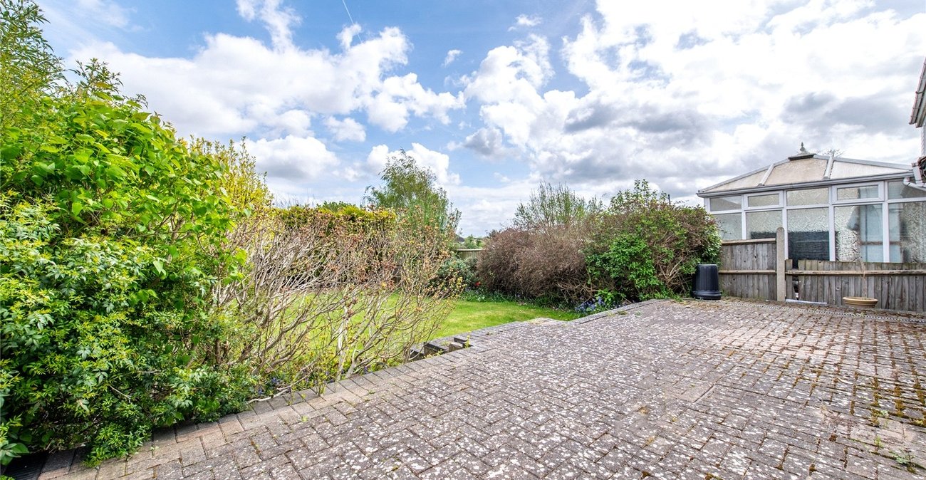 2 bedroom bungalow for sale in Northfleet | Robinson Michael & Jackson