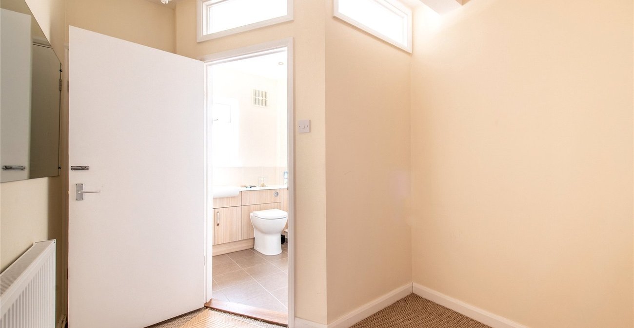 2 bedroom bungalow for sale in Northfleet | Robinson Michael & Jackson