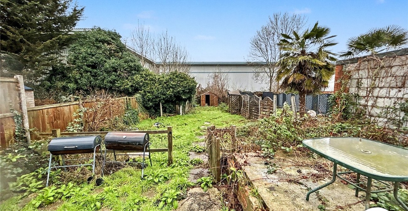 3 bedroom house for sale in Sidcup | Robinson Jackson