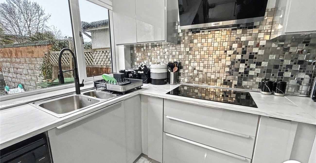 3 bedroom house for sale in Sidcup | Robinson Jackson