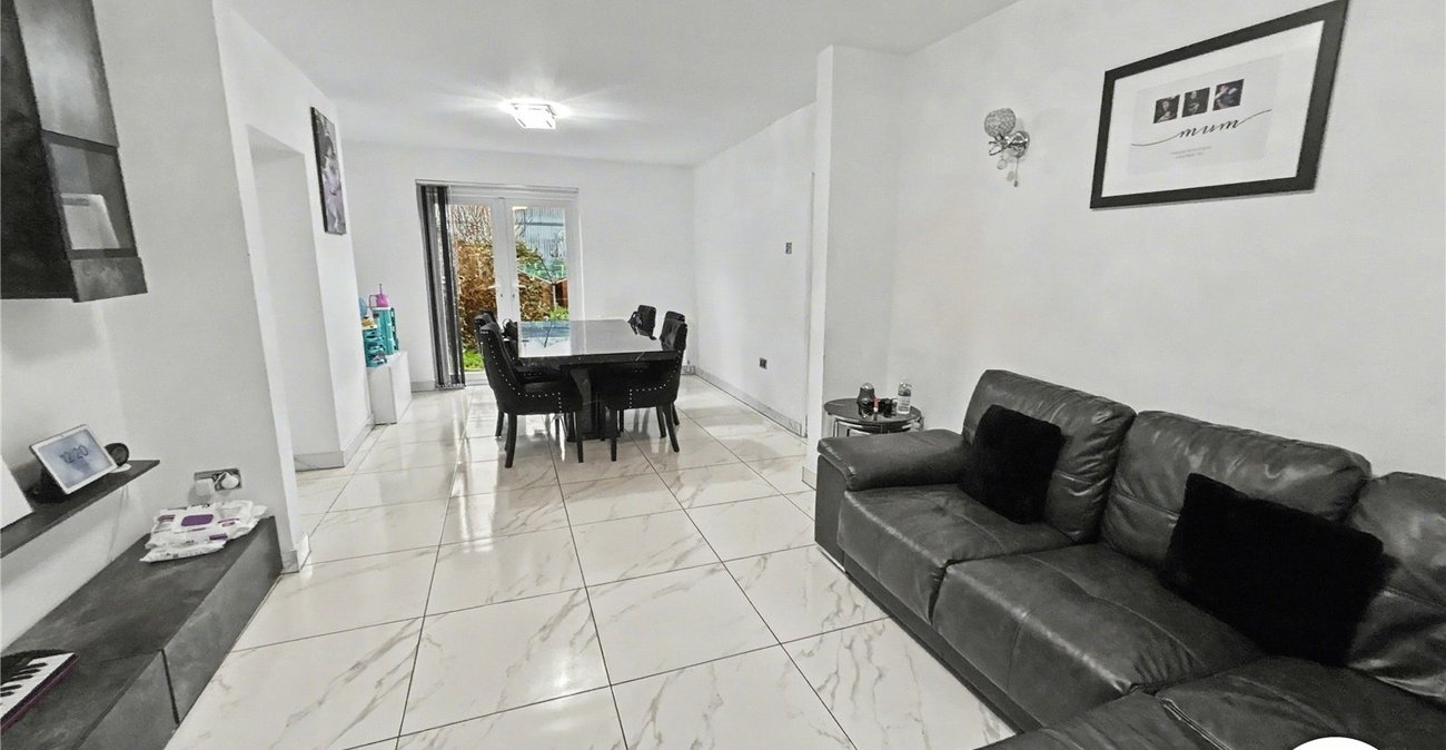 3 bedroom house for sale in Sidcup | Robinson Jackson