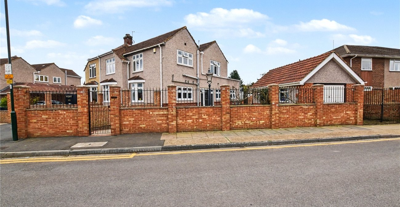 5 bedroom house for sale in Bexleyheath | Robinson Jackson