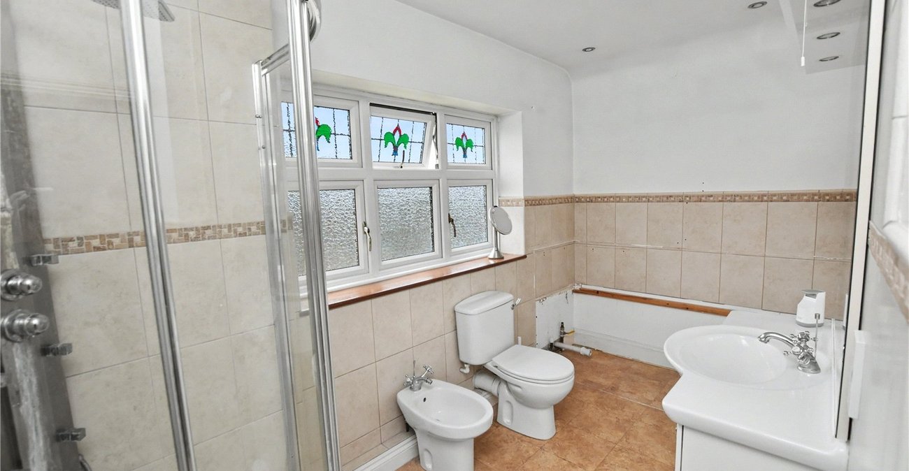 5 bedroom house for sale in Bexleyheath | Robinson Jackson