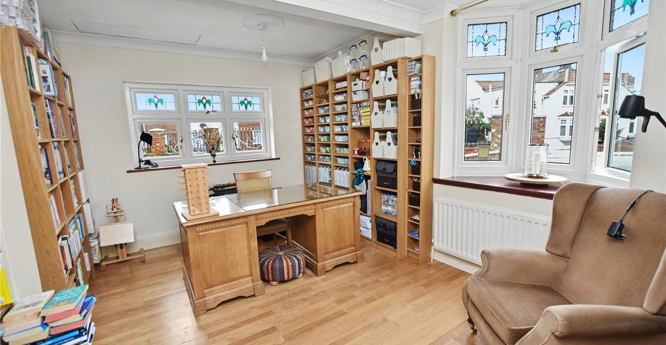 5 bedroom house for sale in Bexleyheath | Robinson Jackson