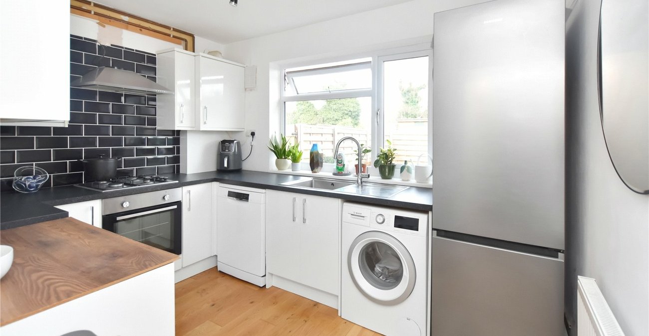 2 bedroom property for sale in Bexleyheath | Robinson Jackson