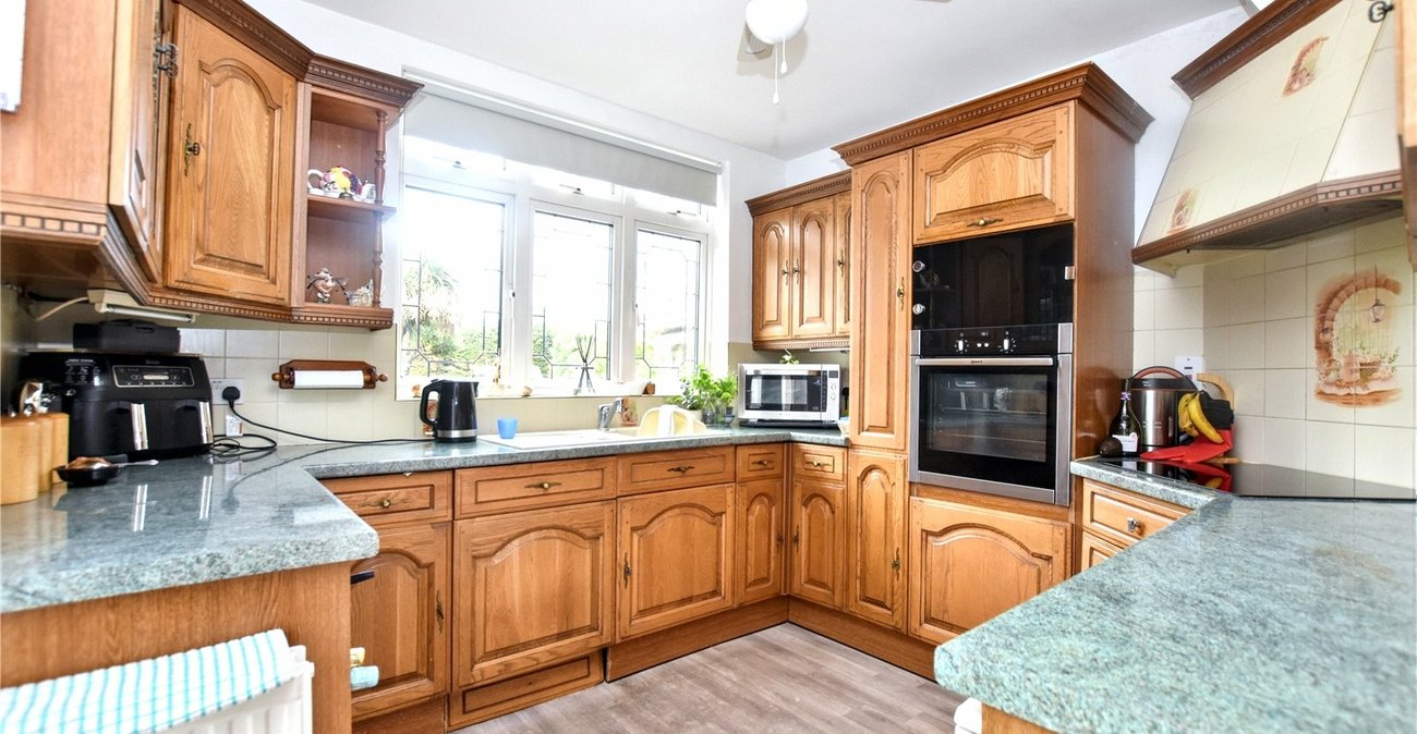 3 bedroom house for sale in Bexleyheath | Robinson Jackson