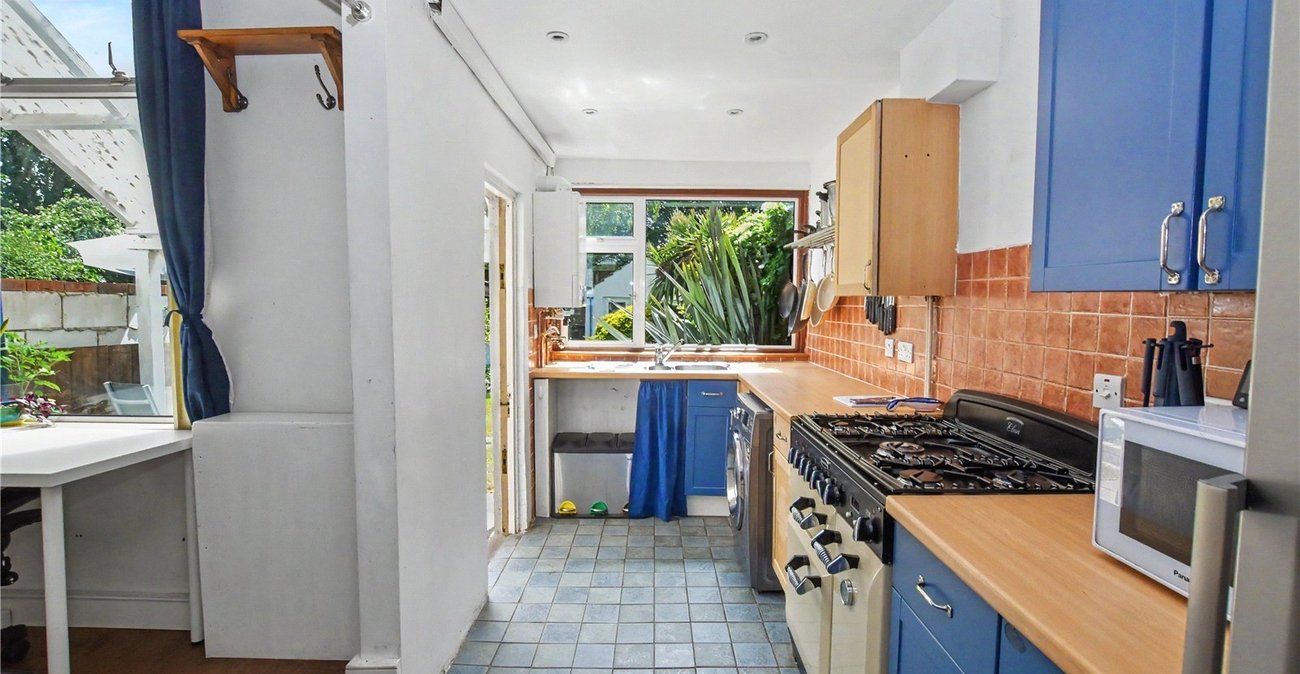 2 bedroom house for sale in Bexleyheath | Robinson Jackson
