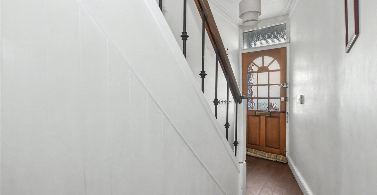 2 bedroom house for sale in Bexleyheath | Robinson Jackson