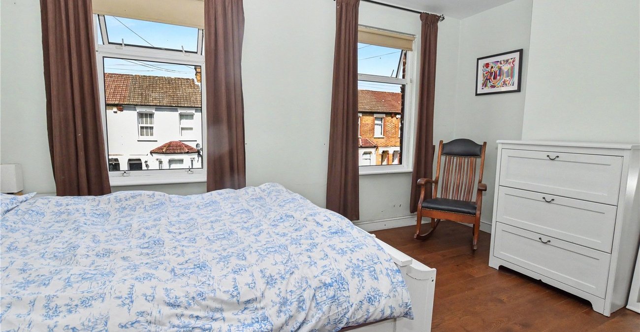 2 bedroom house for sale in Bexleyheath | Robinson Jackson