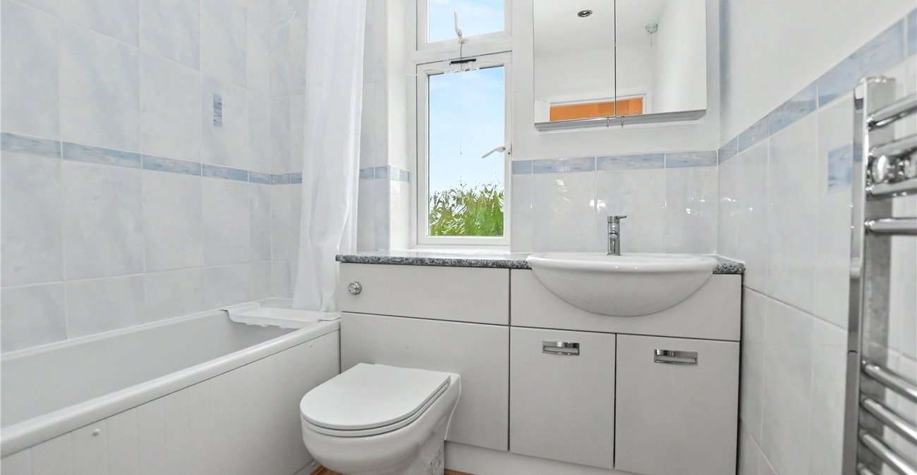 5 bedroom house for sale in Bexleyheath | Robinson Jackson