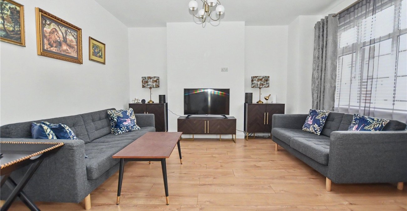 5 bedroom house for sale in Bexleyheath | Robinson Jackson