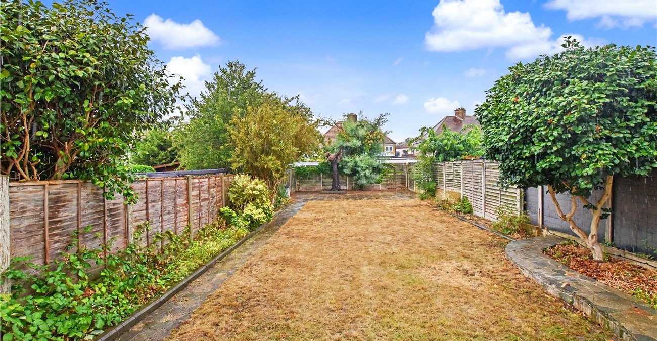5 bedroom house for sale in Bexleyheath | Robinson Jackson