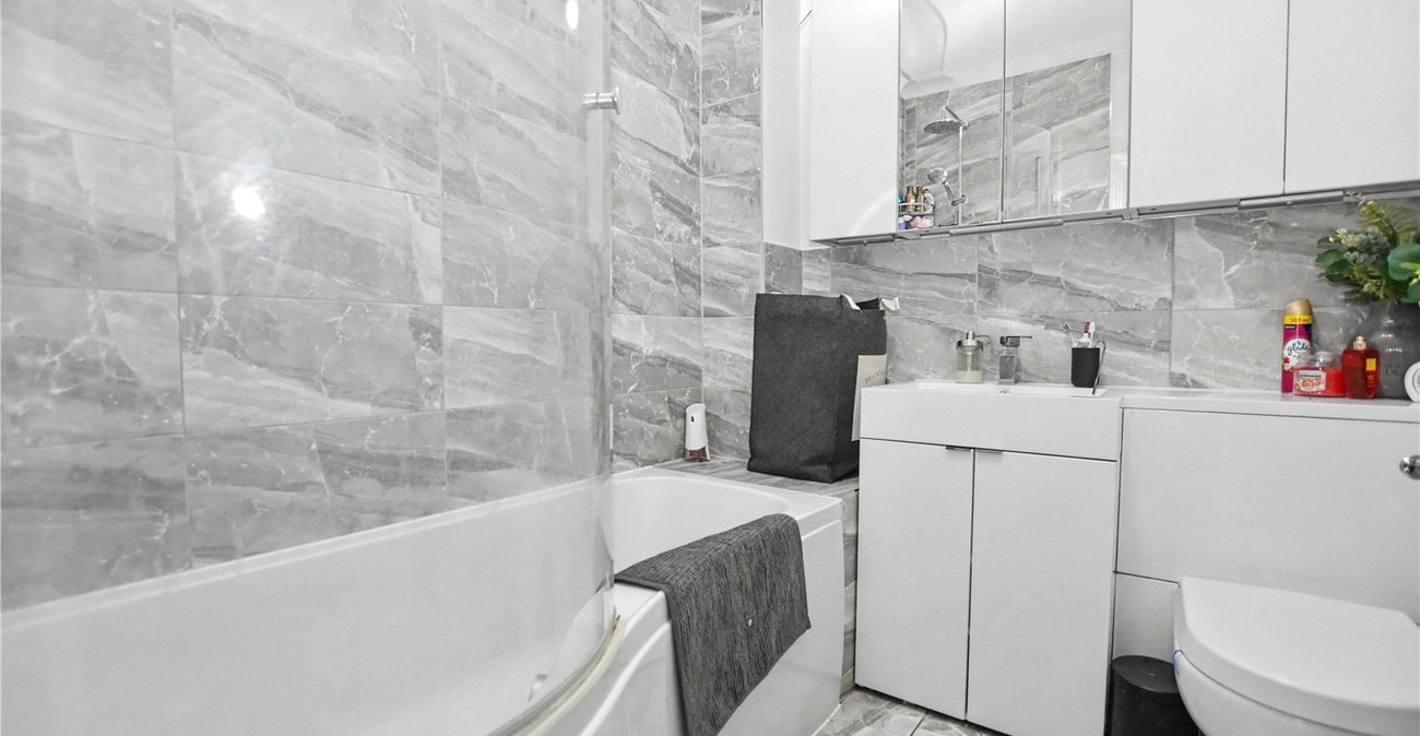 3 bedroom house for sale in Bexleyheath | Robinson Jackson