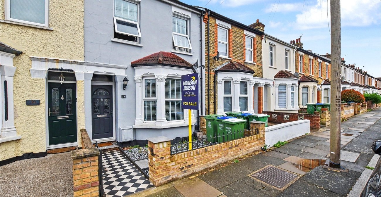 3 bedroom house for sale in Bexleyheath | Robinson Jackson