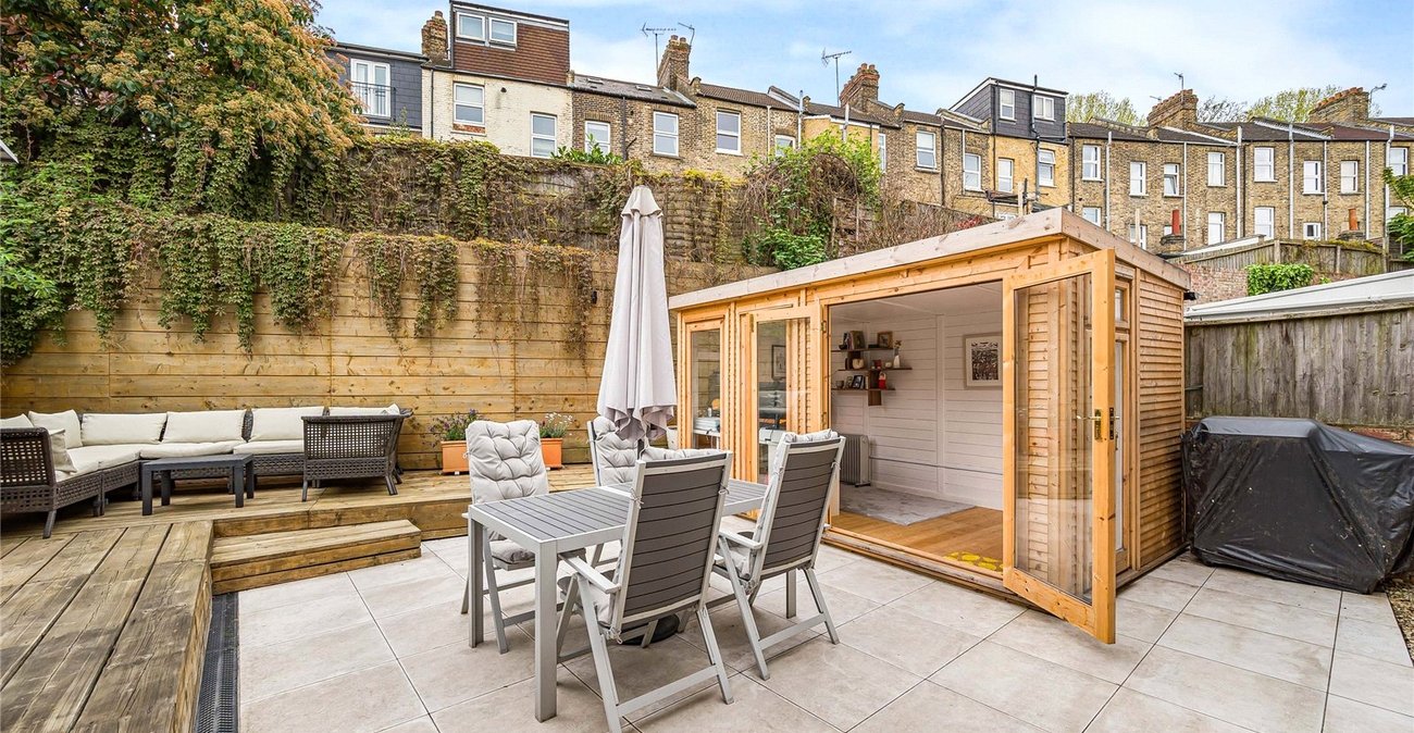 2 bedroom house for sale in Plumstead | Robinson Jackson