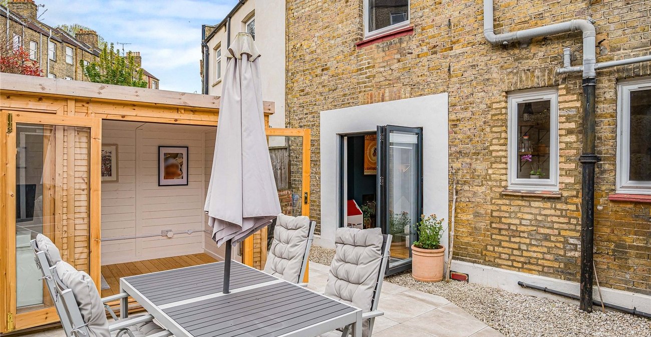 2 bedroom house for sale in Plumstead | Robinson Jackson
