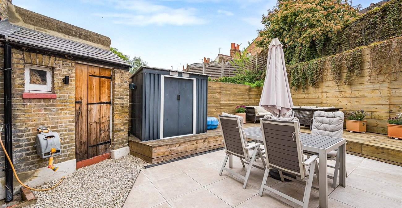 2 bedroom house for sale in Plumstead | Robinson Jackson
