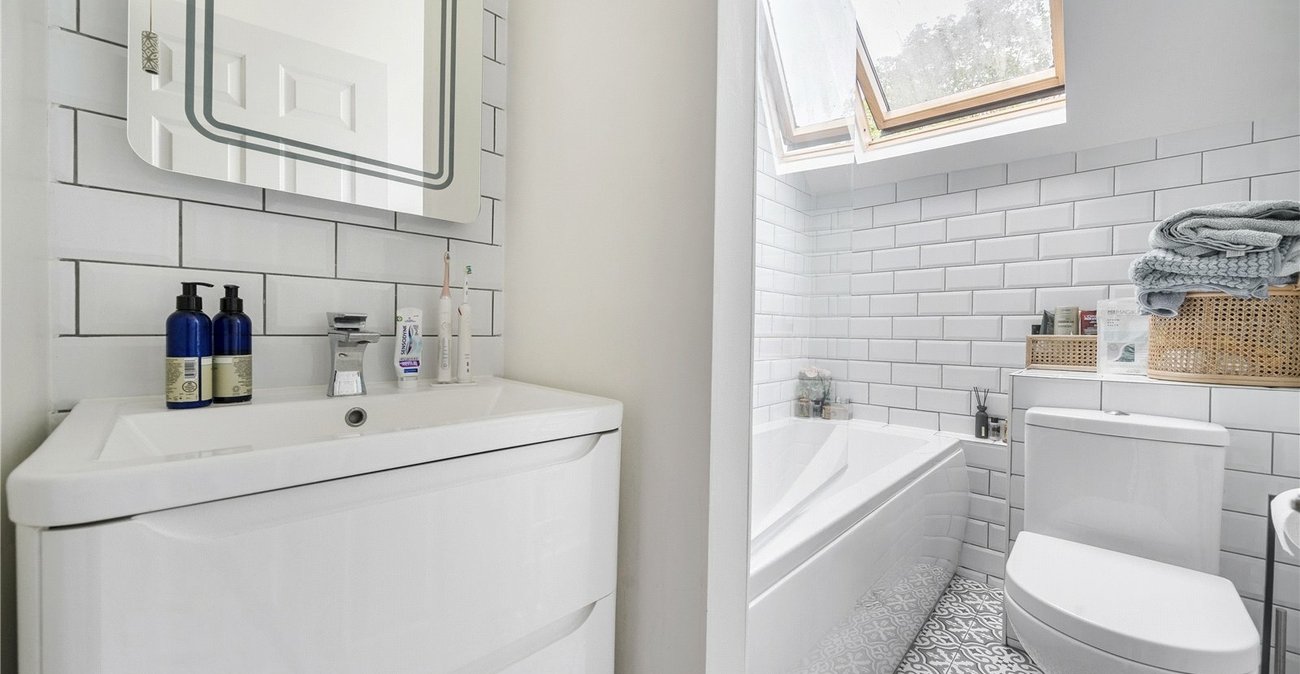 2 bedroom property for sale in Sydenham | Robinson Jackson