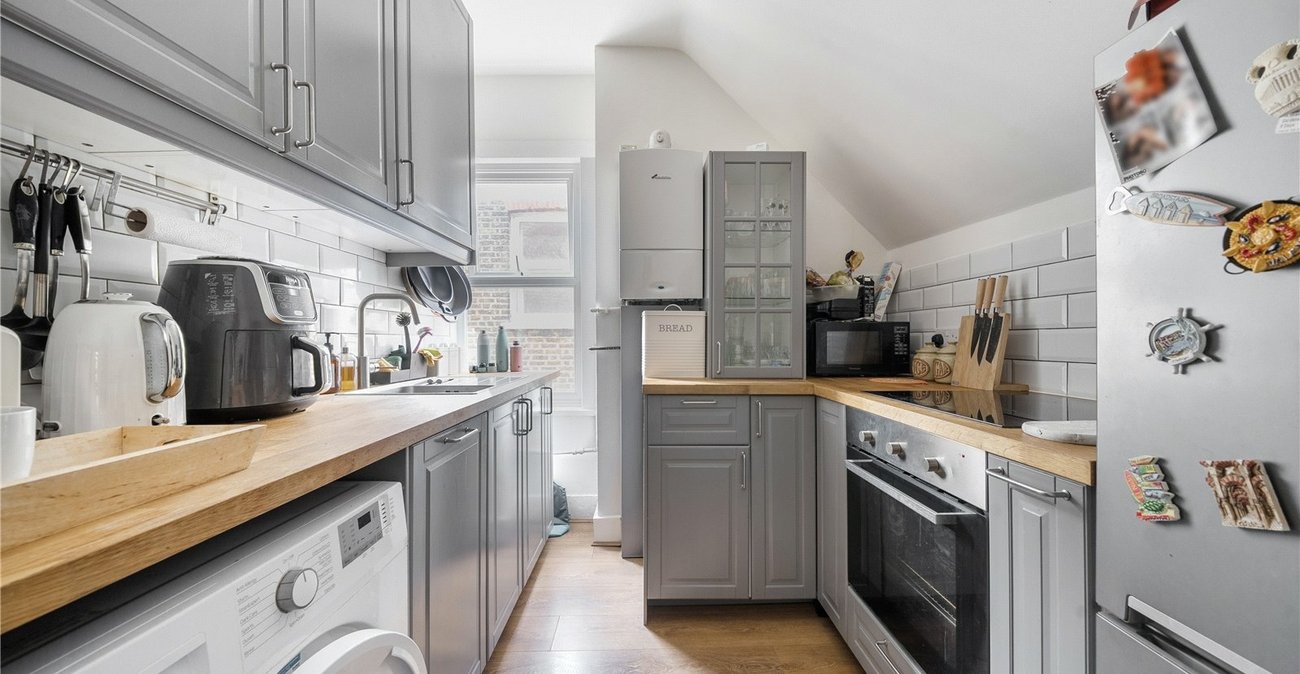 2 bedroom property for sale in Sydenham | Robinson Jackson