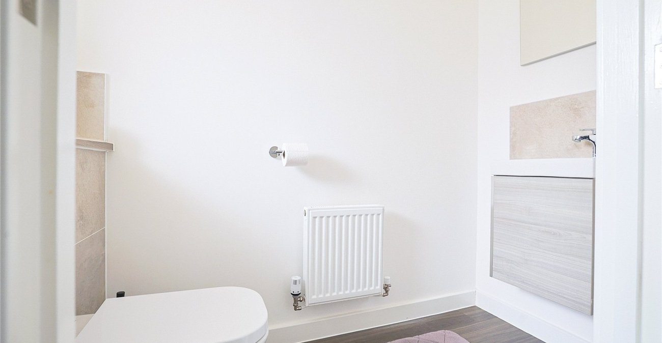 2 bedroom house for sale in Northfleet | Robinson Michael & Jackson