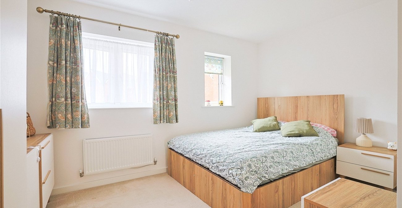 2 bedroom house for sale in Northfleet | Robinson Michael & Jackson