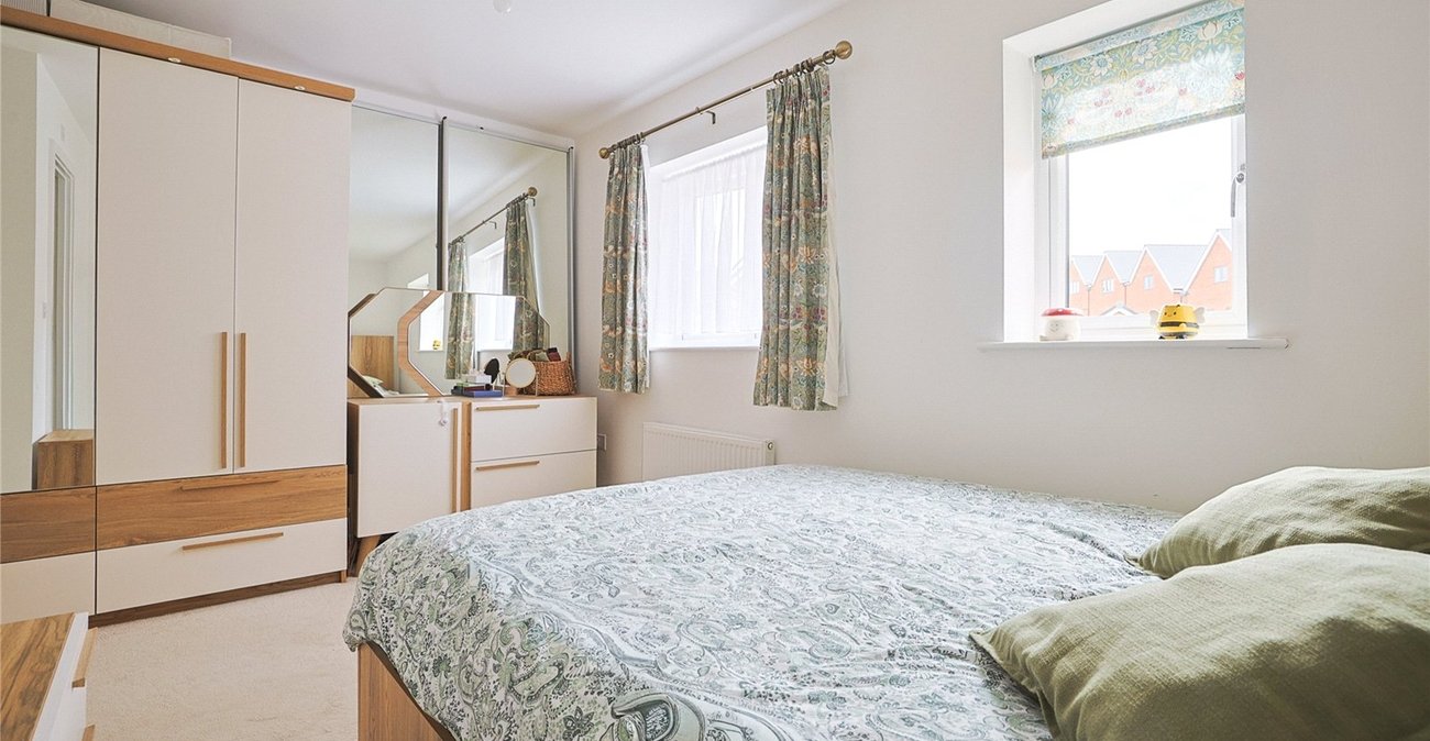2 bedroom house for sale in Northfleet | Robinson Michael & Jackson