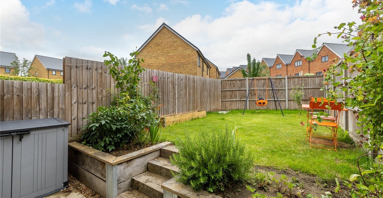 2 bedroom house for sale in Northfleet | Robinson Michael & Jackson