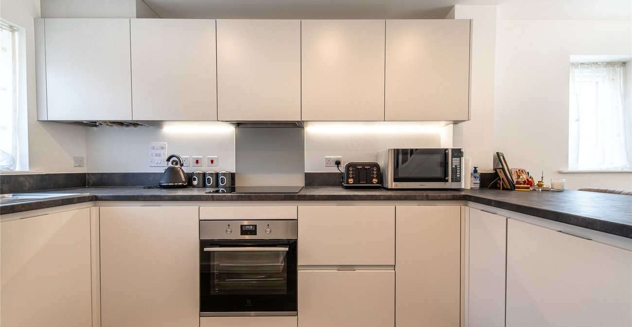 2 bedroom house for sale in Northfleet | Robinson Michael & Jackson