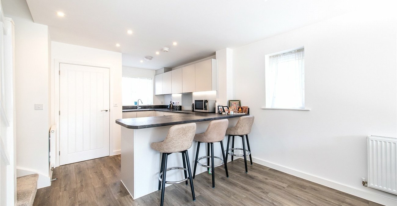 2 bedroom house for sale in Northfleet | Robinson Michael & Jackson