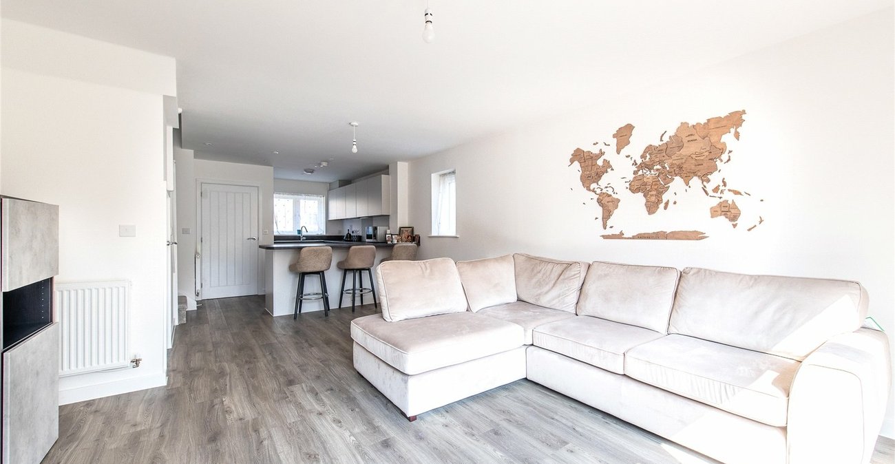 2 bedroom house for sale in Northfleet | Robinson Michael & Jackson