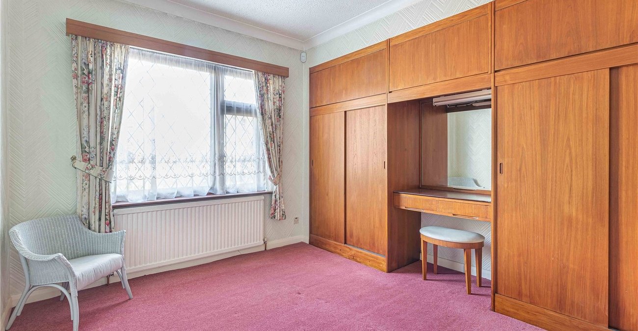 5 bedroom house for sale in South Welling | Robinson Jackson