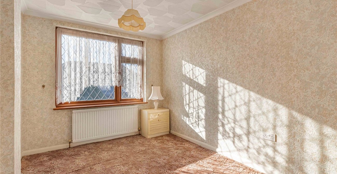 5 bedroom house for sale in Welling | Robinson Jackson