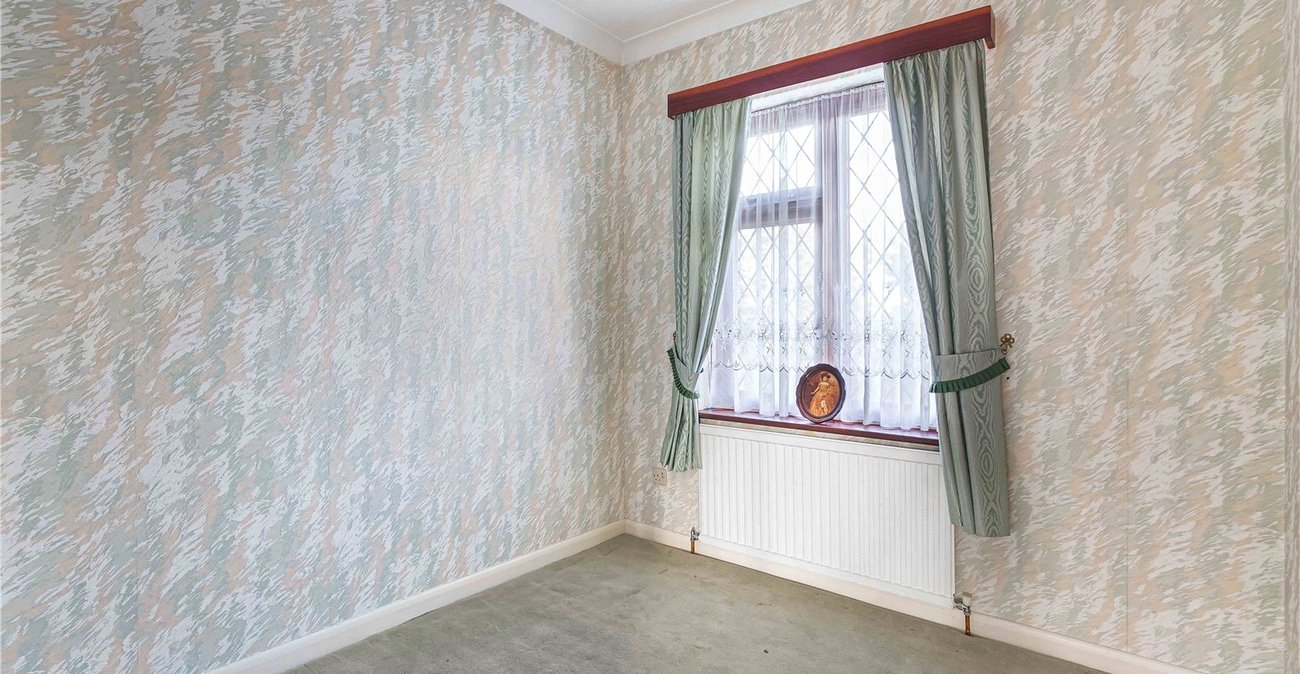 5 bedroom house for sale in Welling | Robinson Jackson