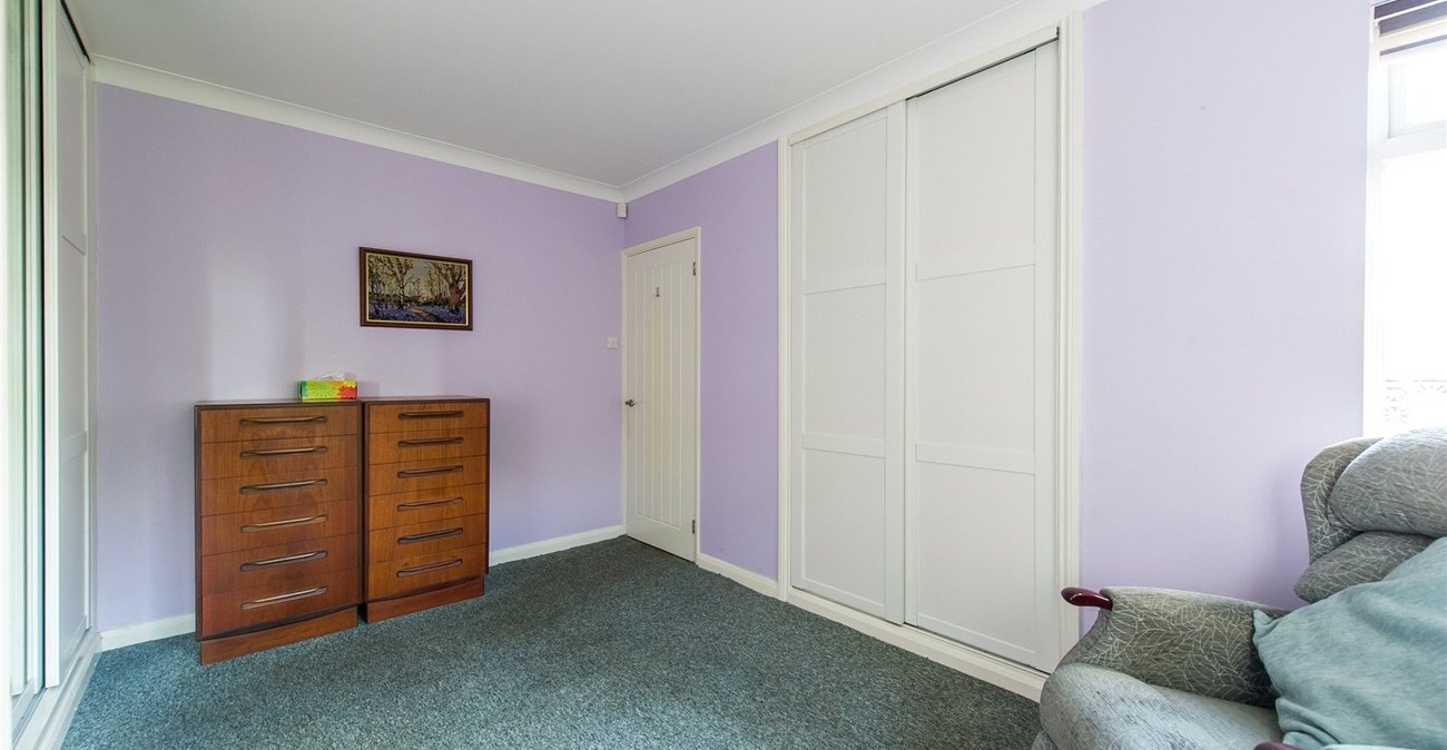 2 bedroom bungalow for sale in Gravesend | Robinson Michael & Jackson