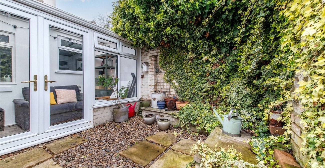 2 bedroom house for sale in Northfleet | Robinson Michael & Jackson