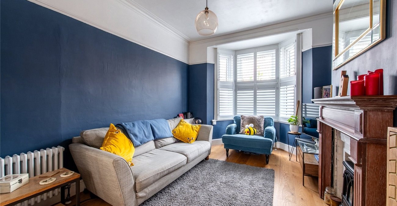 2 bedroom house for sale in Northfleet | Robinson Michael & Jackson